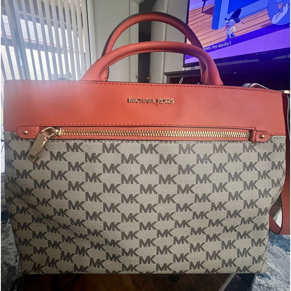 NWT Michael Kors Hailee Satchel